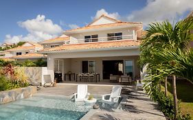 Eden Roc Villas
